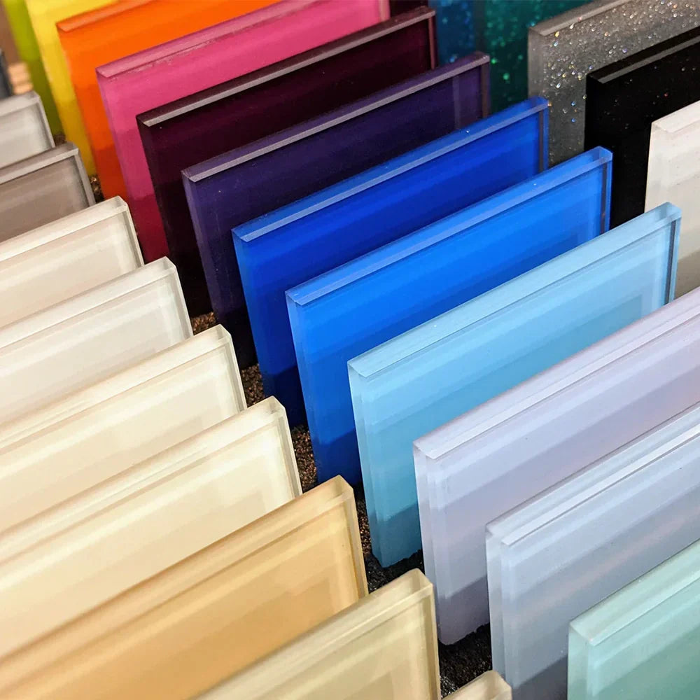 Colour Kitchen Splashbacks: A Complete Guide to Choosing the Right Shade for Your Space