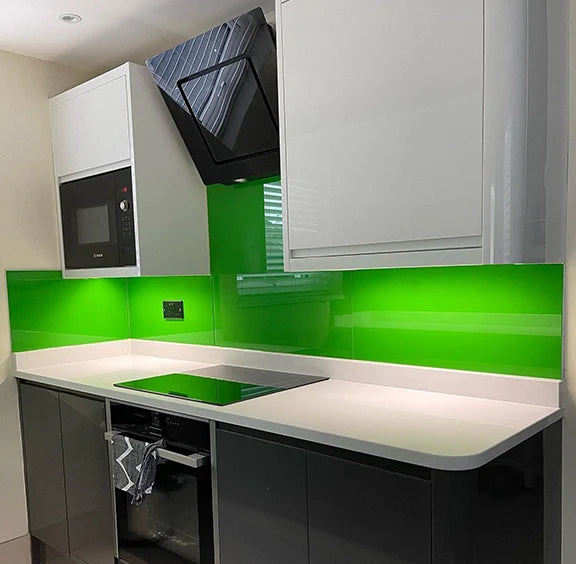 Maximising Natural Light with Strategic Glass Splashback Placement