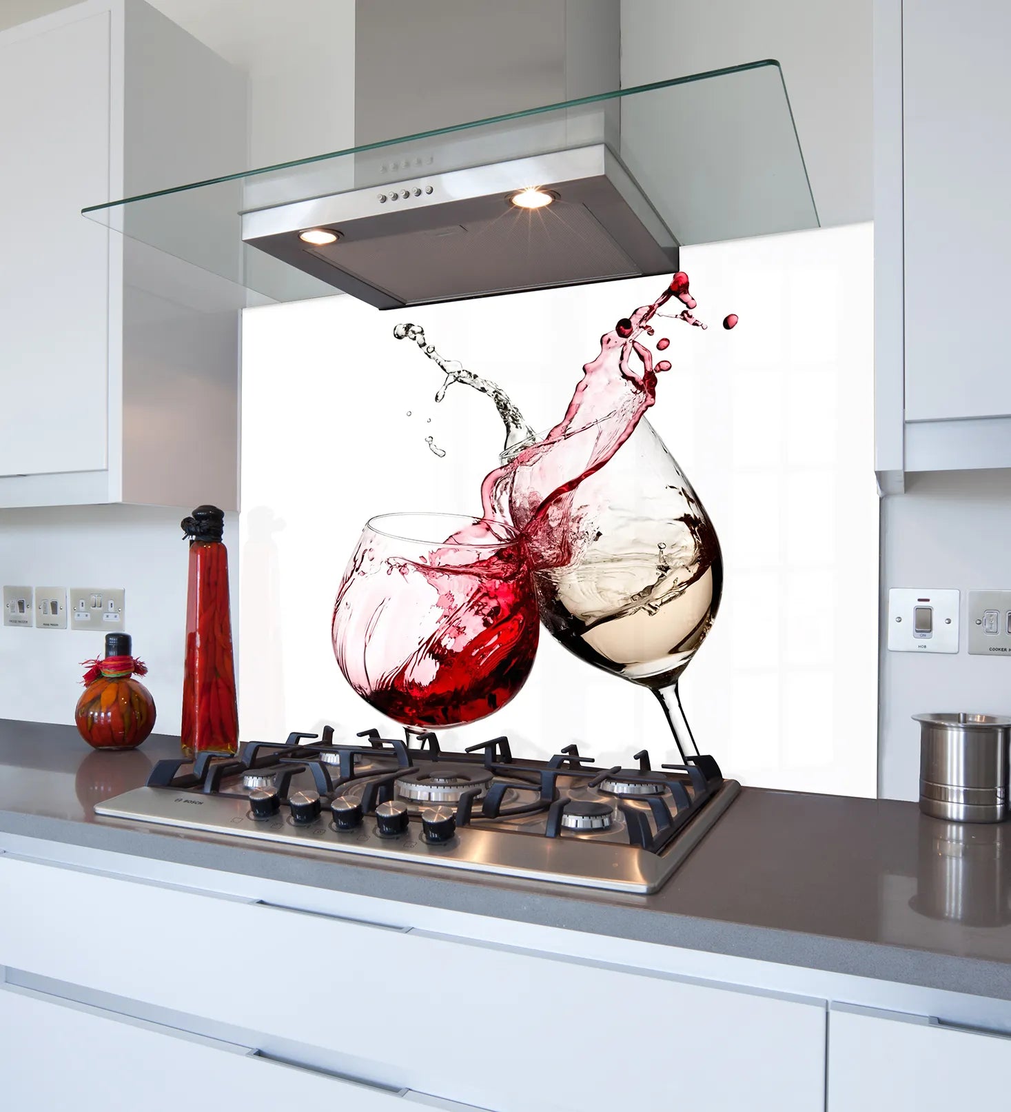 Red & White Wine Glass Splashback